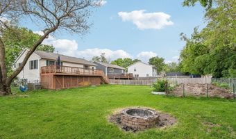 40511 N Minena St, Antioch, IL 60002