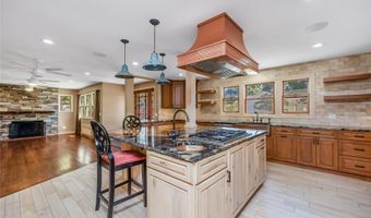 51 Bayside Ave, Amityville, NY 11701