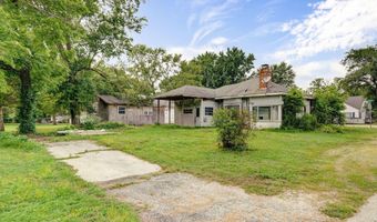 427 Morgan Ave, Aurora, MO 65605