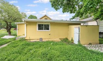 1022 N 8th St, Atchison, KS 66002