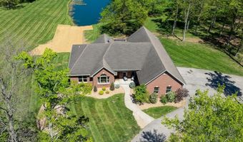 5120 Country Hills Dr, Aurora, IN 47001