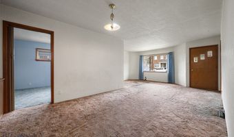 318 W 4th St, Anaconda, MT 59711