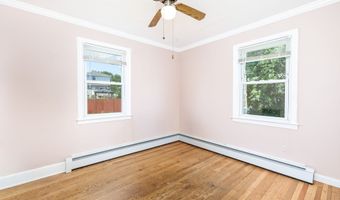404 Soundview Ave, Bridgeport, CT 06606