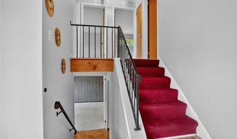 5849 Wilson Dr, Bethel Park, PA 15102