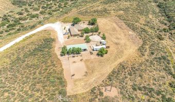 34554 Koontz Rd, Agua Dulce, CA 91390