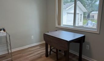 1819 Washington St, Algonac, MI 48001