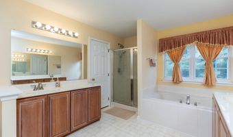 6 DUNLEARY Dr, Bear, DE 19701