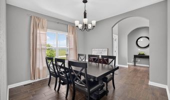5215 Windrose Ln, Ames, IA 50014