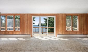 47 Chase Rd, Baileyville, ME 04694