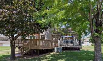 7370 158th St W, Apple Valley, MN 55124