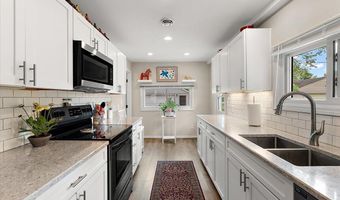 6731 Campau Lake Dr SE, Alto, MI 49302