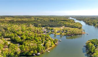 110 Clearview Dr, Abbeville, SC 29620