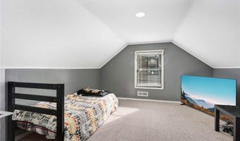 818 Madison St, Anoka, MN 55303