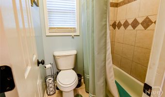283 Creekside Dr, Arnoldsville, GA 30619