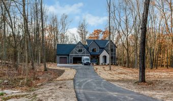 3727 Buttrick Ave SE, Ada, MI 49301