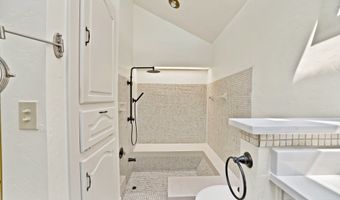 4021 Winter Park Ln, Addison, TX 75001