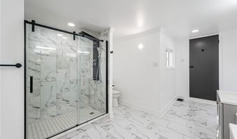 1711 Larkins Way, Airville, PA 15203