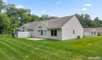 9 River Walk Dr 9, Brooklyn, CT 06234