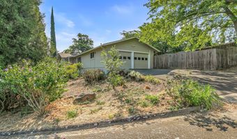 360 Coventry Pl, Ashland, OR 97520