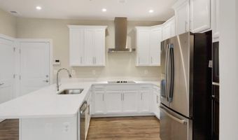 44615 WOLFHOUND Sq, Ashburn, VA 20147