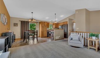 984 Waters Edge Cir, Avon, MN 56310