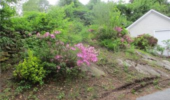 150 Prospect St, Lincoln, RI 02838
