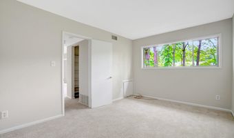 7717 DONNYBROOK Ct 103, Annandale, VA 22003