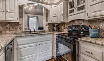 2500 Georgetown Dr, Bartlesville, OK 74006