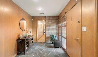 318 W 2ND Ave, Cheyenne, WY 82001