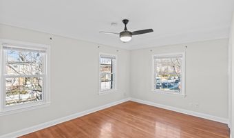 2100 27TH St S, Arlington, VA 22206