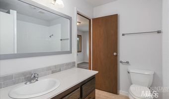 2304 N Montana Ave, Caldwell, ID 83605