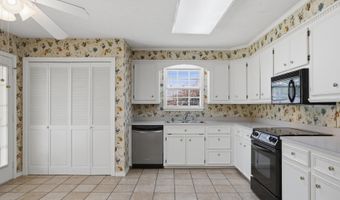 723 Trip Dr, Brandon, MS 39042