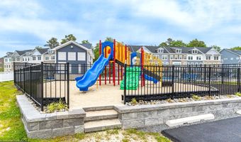 12428 SEA OAKS Ln 4, Berlin, MD 21811