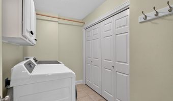 2421 Yorkshire Cir, Ames, IA 50010