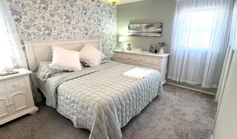 645 Ensign Ave, Beachwood, NJ 08722
