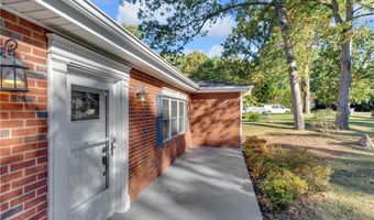 627 Oakmont Dr, Asheboro, NC 27205