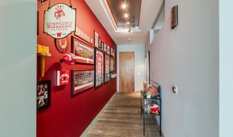 350 S Hamilton St 901, Madison, WI 53703