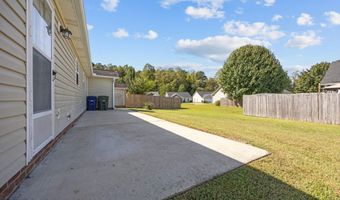 3786 Dover Dr, Ayden, NC 28513