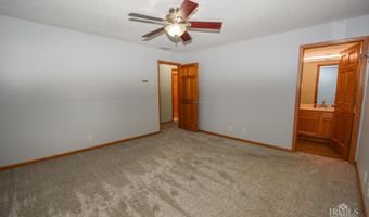 475 Gillcrest Dr, Albany, IN 47320