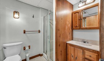 24 Ridge Rd, Cromwell, CT 06416