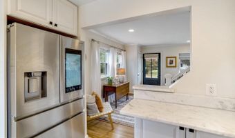 6626 CAVALIER Dr, Alexandria, VA 22307
