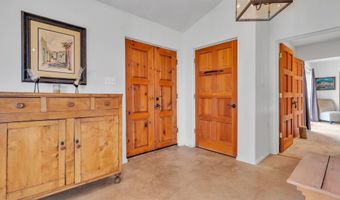 553 Hondo Seco Rd, Arroyo Seco, NM 87514