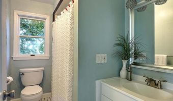 21 Carpenter Ave, Barrington, RI 02806