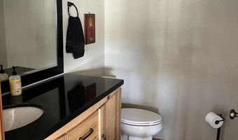 893 Foothill Dr, Apple Valley, UT 84737