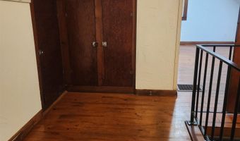 1727 W WINNEBAGO St, Appleton, WI 54914