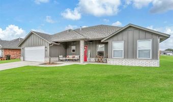 1013 Village Dr, Altus, OK 73521