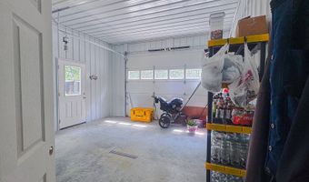 1000 Point Mason Rd, Big Sandy, TN 38221