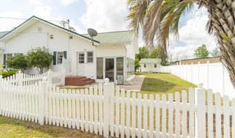 316 Fair St, Baxley, GA 31513