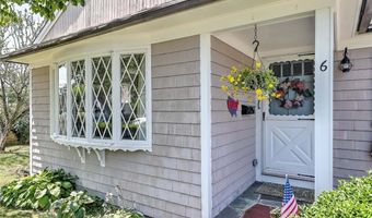 6 Woodbine St, East Providence, RI 02915
