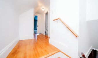 47 7th St, Bangor, ME 04401